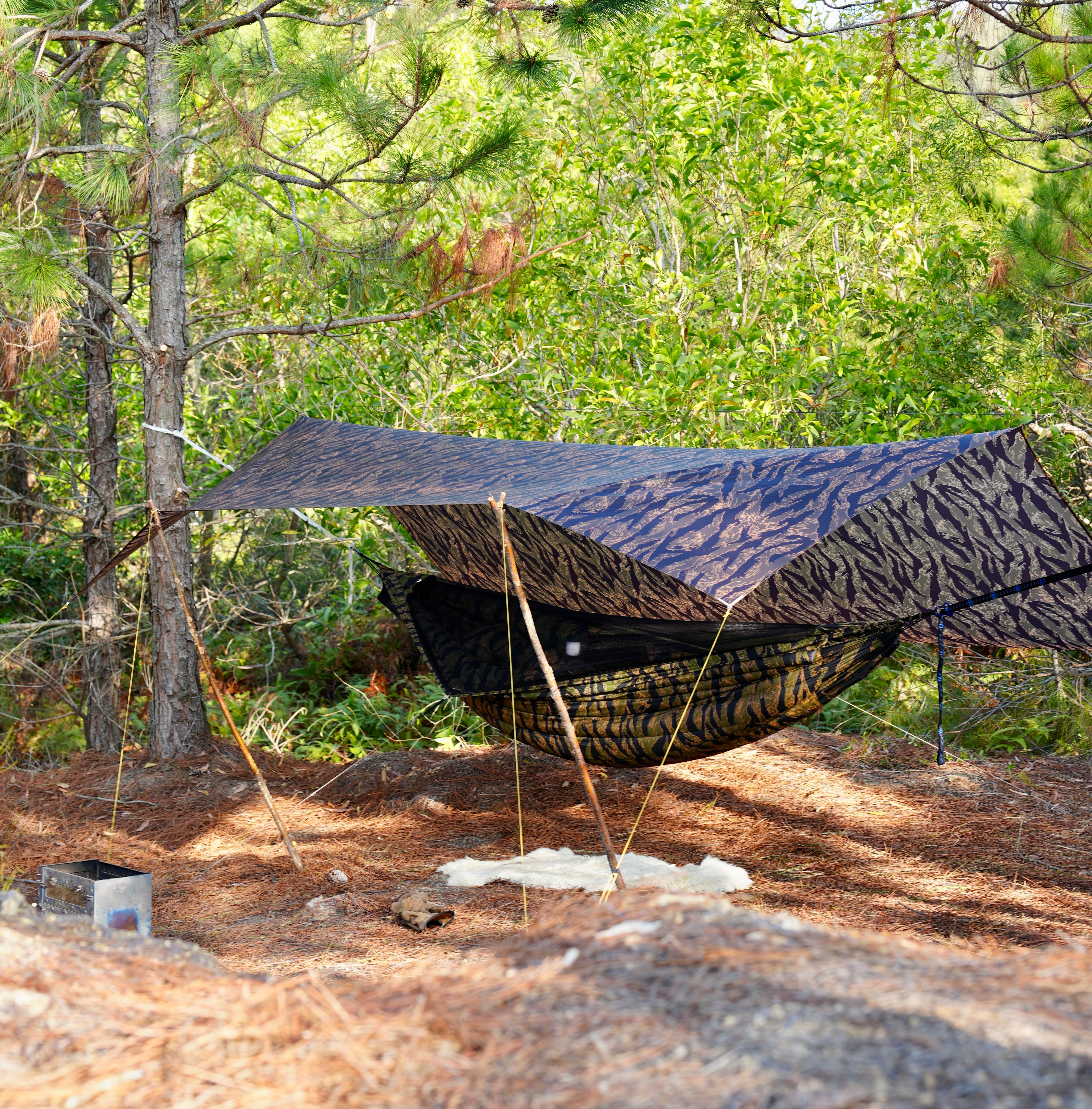 HillZero 2026 Camo Tarp Shelter – Hill Zero